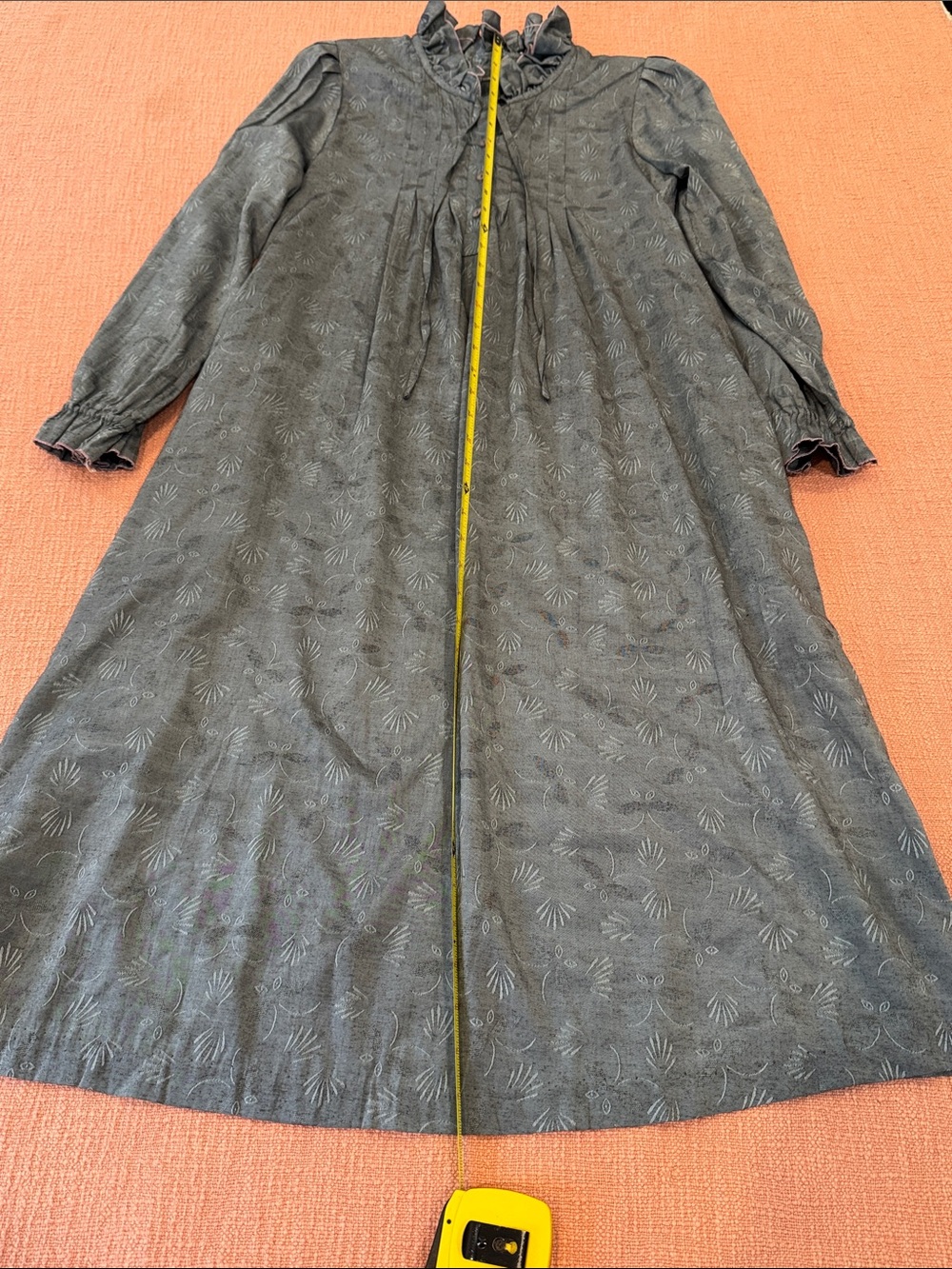 Women’s Long Sleeve Ruffled Neck Midi Dress in blue gray - Picture 3 of 16